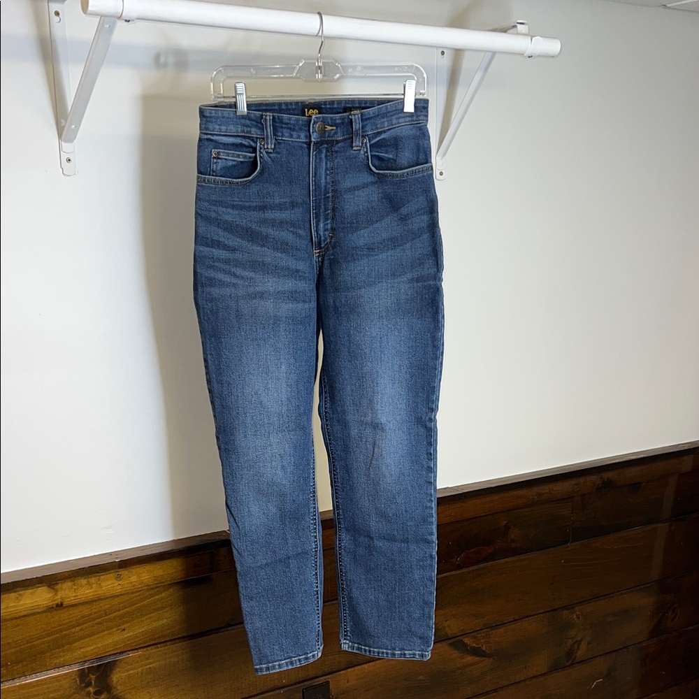 Lee High Rise‎ Stretch Straight Leg Ankle Length Jeans- 29